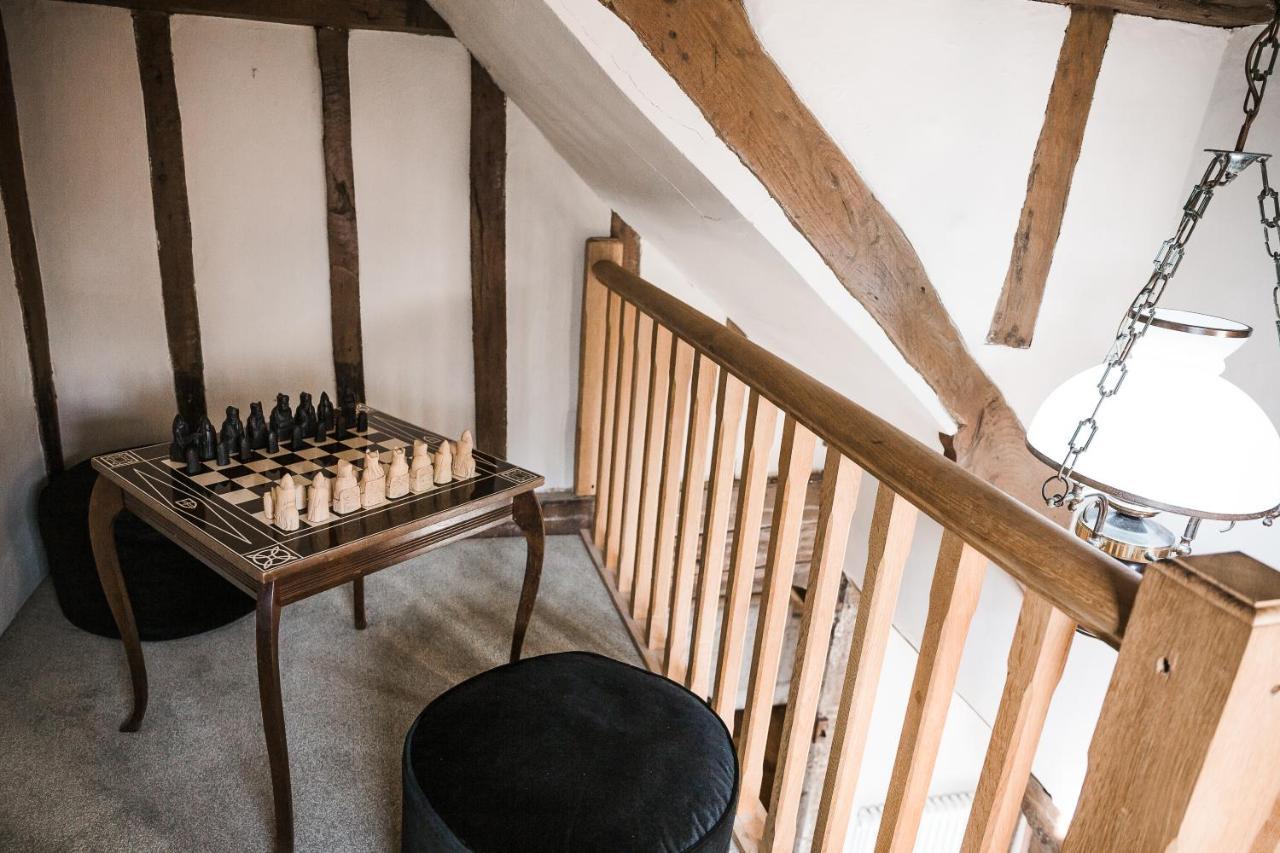 Taylour House - Edenbridge, Sleeps 10, Historic, Unique Yet Modern Villa Kültér fotó